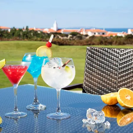 The Village - D'el Rey Golf & Όμπιδος