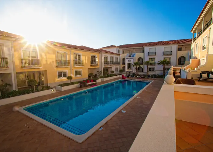 The Village - D'el Rey Golf & Villa *