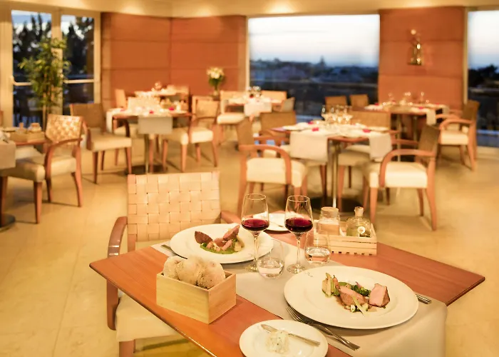 The Village - D'el Rey Golf &